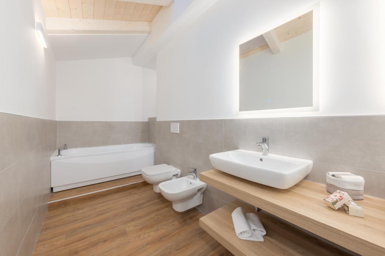 Minerva Guesthouse Trento Bagian luar foto
