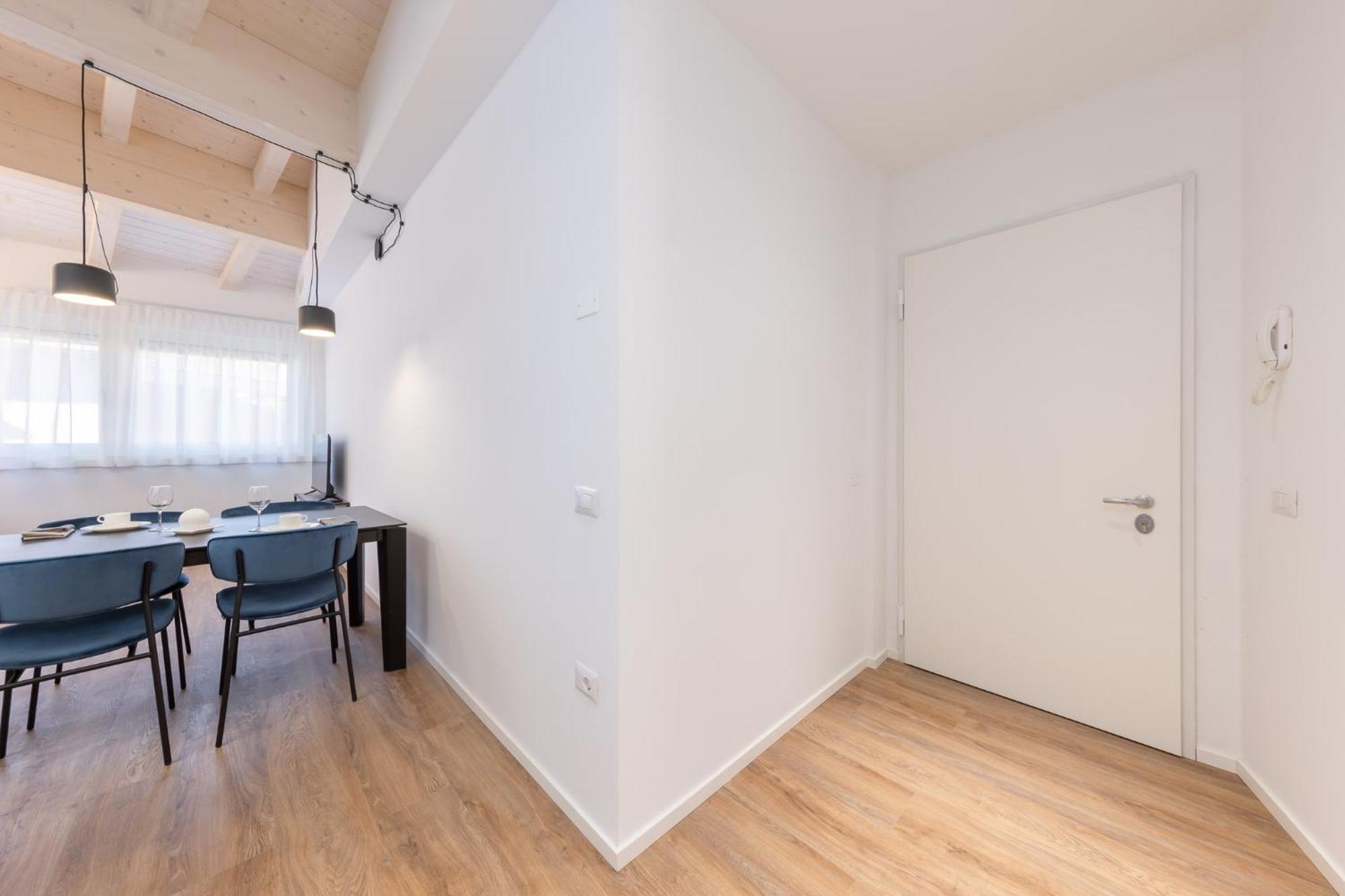 Minerva Guesthouse Trento Bagian luar foto